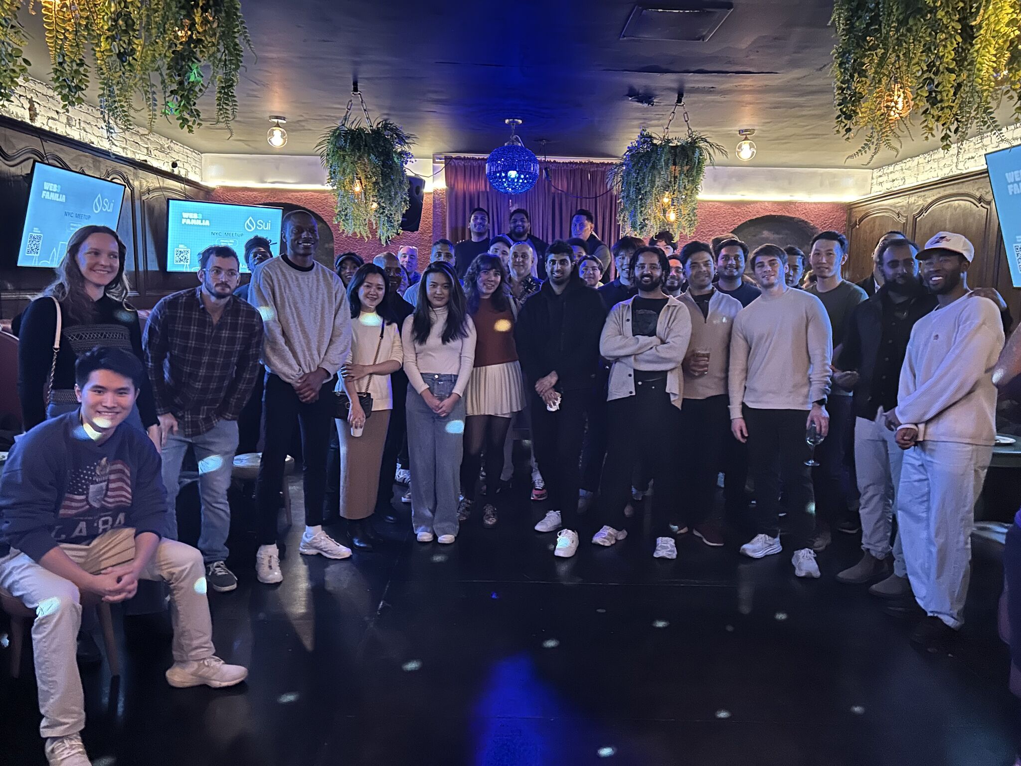 SUI Hackerhouse NYC group photo with Web3 Familia builders
